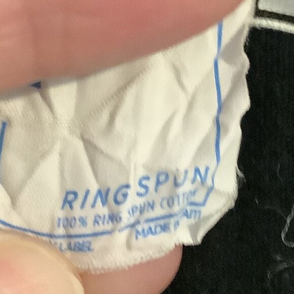 EUC Marvel Graphic T-Shirt Size: Large - Picture 7 of 8